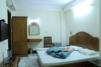 Hotel Ahluwalia Palace, New Delhi 2